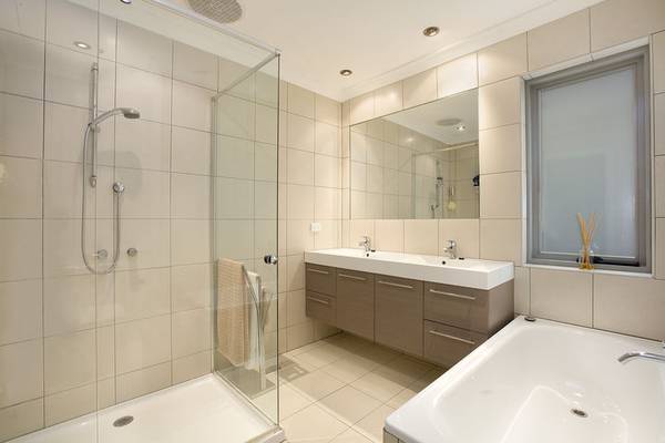 Big Surprise! Picture 3