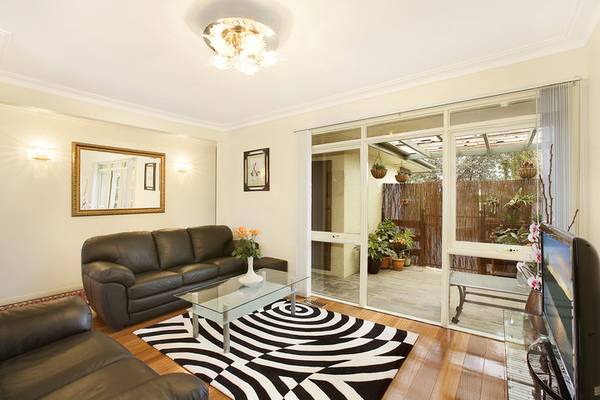 Renovated, Fresh Style & Ready to Enjoy Picture 2