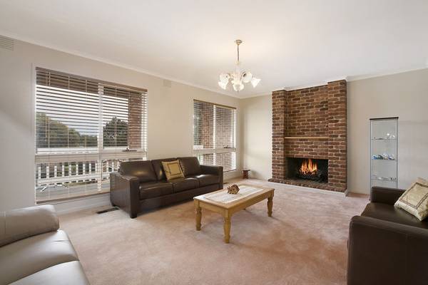 Extremely Motivated Vendor - Priced to SELL SELL SELL Picture 2