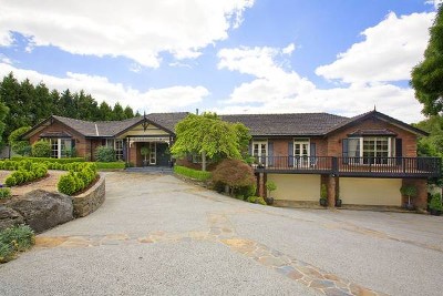 Luxury and Leisure on Private Acre Picture