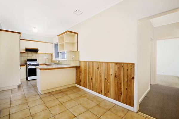 Priceless Proximity to Tunstall Square Picture