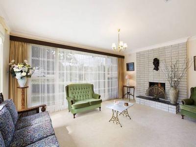 Comfortable Living Picture