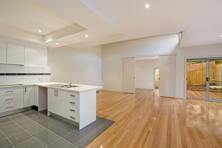 Chic, Sleek & State-of-the-Art Picture 3