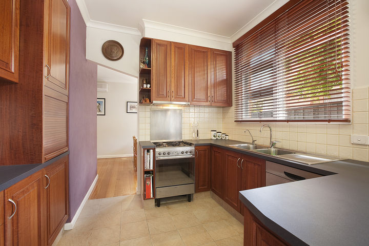 Full Renovation Opposite Bulleen Plaza Picture 2