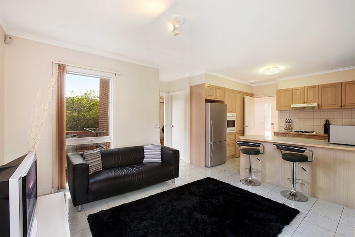 Easy-Living in CHOICE Location Picture 3