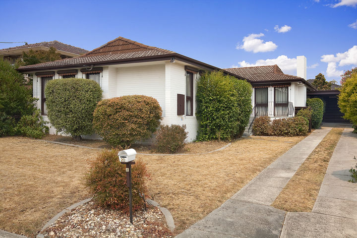 Family-Friendly on Almost 800sqm Picture 1