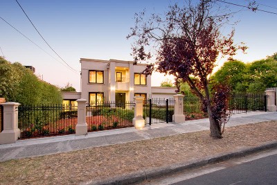 Ruffey Lake Location with Designer Living! Picture