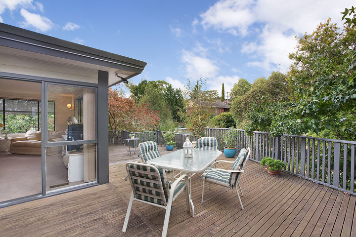 Enjoy the Simple Life Picture 3