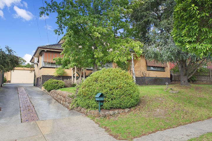 Substantial Home - BIG Block - Great Potential Picture 1