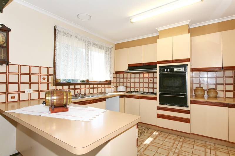 AUCTION POSTPONED Picture 3