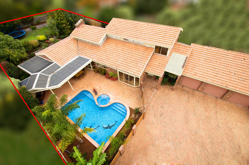 Resort Lifestyle with Englehart Sophistication Picture 1