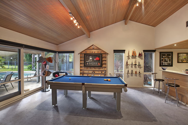 Family Entertainer with Abundant Space Picture 2