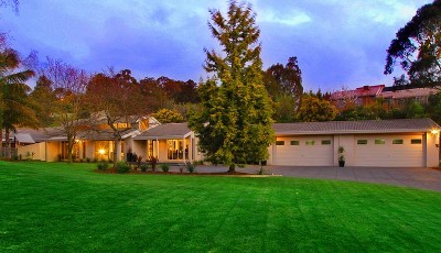 Family Entertainer with Abundant Space Picture