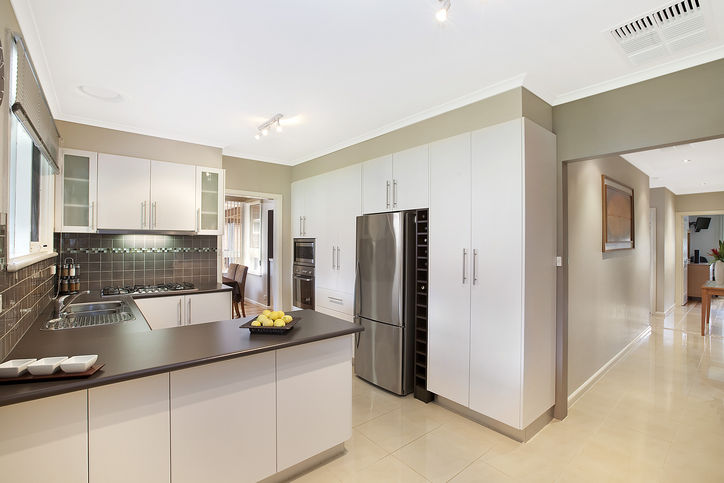 Passion for Fashion & Location Perfection Picture 2