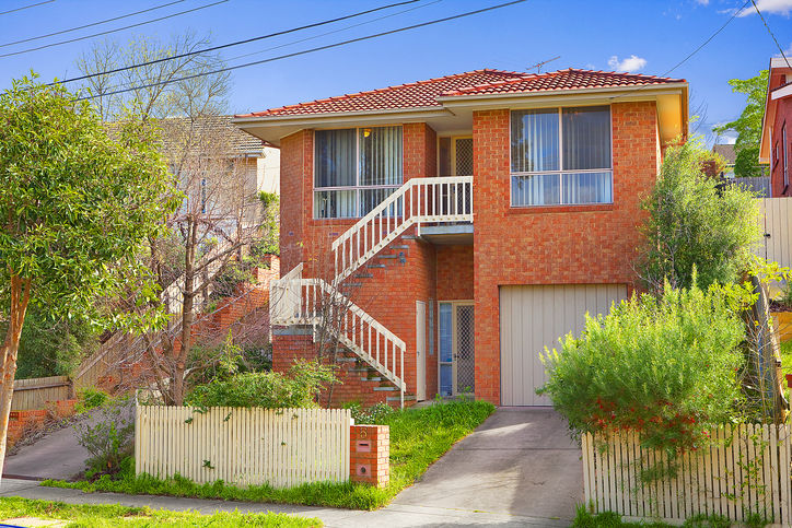 3-Bedroom Townhouse PLUS Self-Contained Pad Picture 3