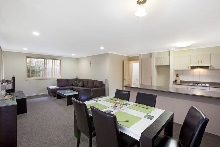 3-Bedroom Townhouse PLUS Self-Contained Pad Picture 1