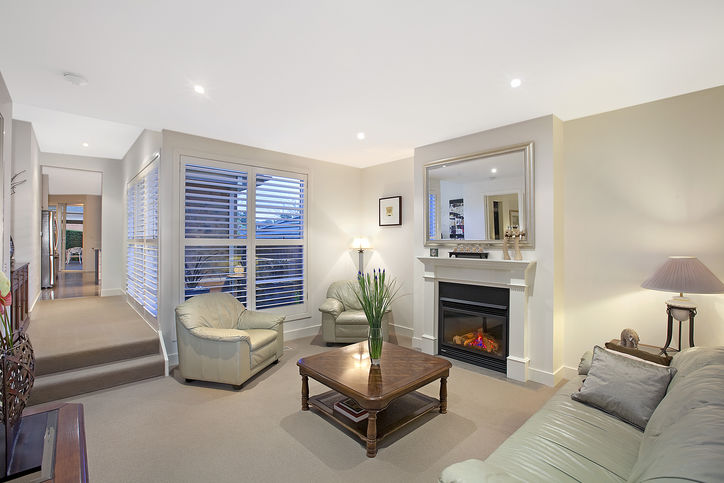 ELEGANCE is a Virtue! Picture 3