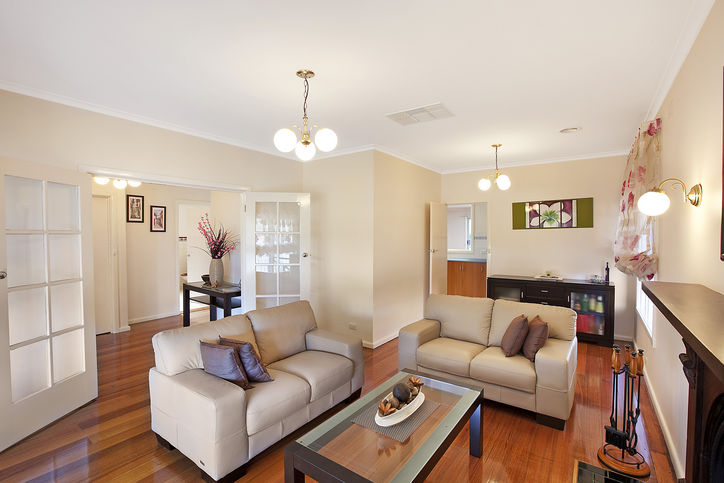 Live a 'Charmed' Life! Picture 1