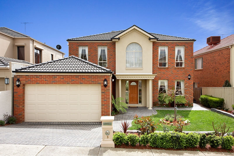 First-Class Home & Location Picture 1