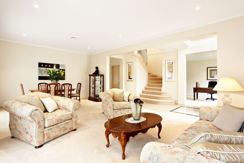 First-Class Home & Location Picture 3