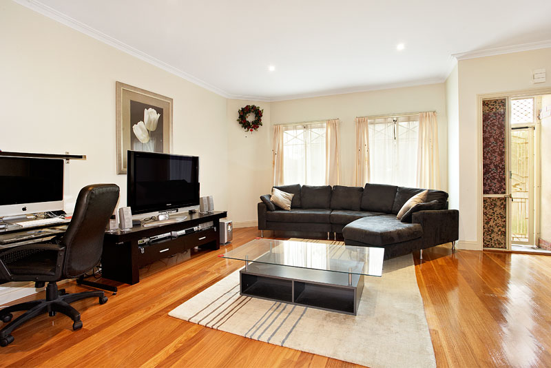 Blissful Blend of Polish AND Proximity Picture 2