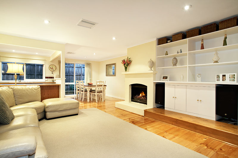Magnificent Multizoning with Contemporary Alfresco Flow Picture 3