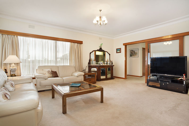 Marvall Darvall Picture 2