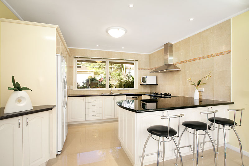 Fully Renovated in Milgate Park Estate Picture 1