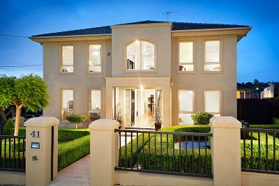 SUPREME Entertainer ... Statuesque & Sophisticated Picture SUPREME Entertainer ... Statuesque & Sophisticated Picture