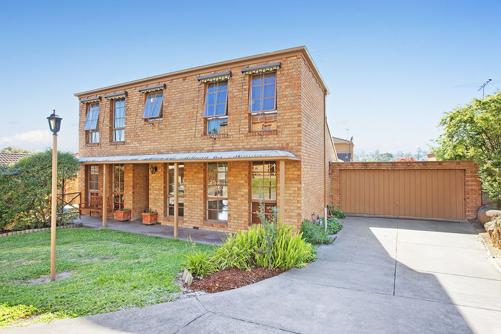 Walk to Templestowe Village Picture 1