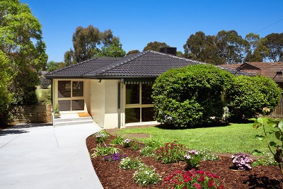 Picturesque Parkland at your backdoor Picture Picturesque Parkland at your backdoor Picture