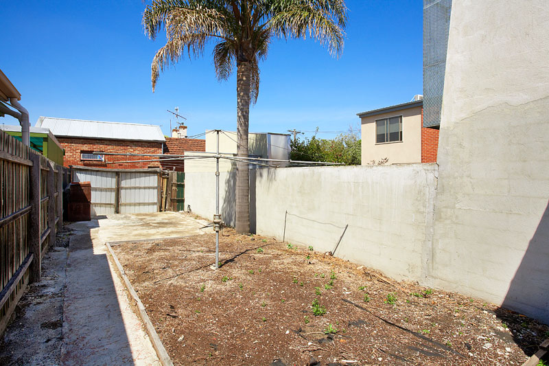 Original Terrace in Top-Shelf Location Picture 2