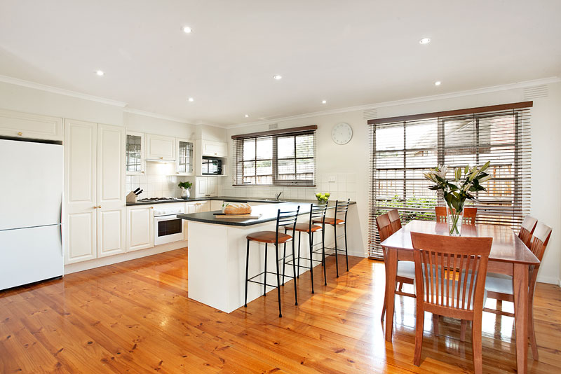 Pristine Package in Peaceful Court Picture 2