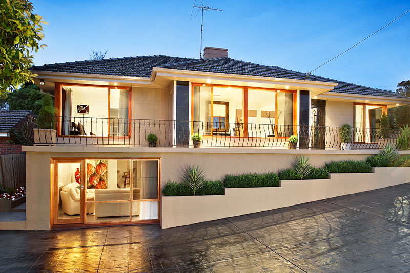 Exemplifying Luxury Living Picture 2