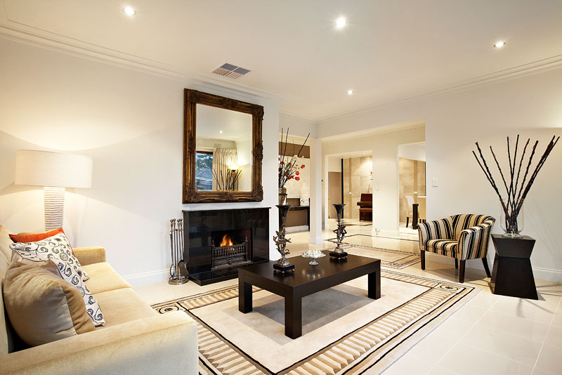 Exemplifying Luxury Living Picture 3