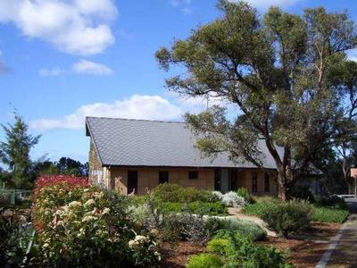 Bay / Island Views - Architectural Flair & Function on 5 Acres Picture