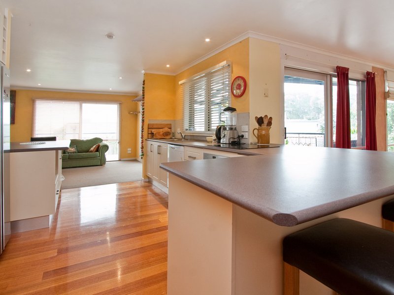 Taking Advantage of this Elevated Position, Fabulous Deck, Terrace Entertaining & Views to the Bay - Room for All Picture 3