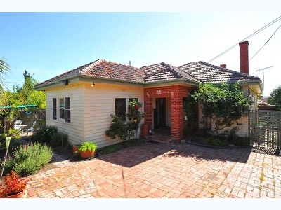 At Last, A Big Beachside Block with Bay View Potential & a Classic Character Weather Board Ready for Rejuvenation. Picture At Last, A Big Beachside Block with Bay View Potential & a Classic Character Weather Board Ready for Rejuvenation. Picture