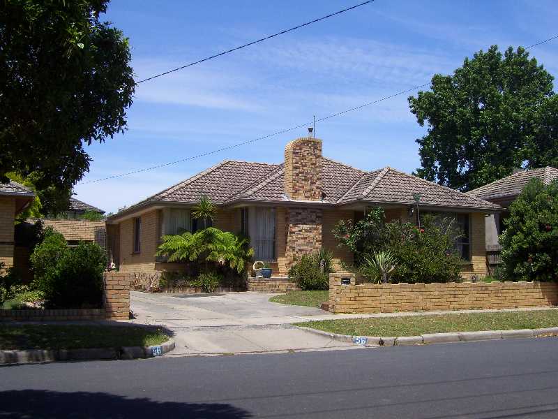 At Last, A 5 Bedroom Home Ready for Your Finishing Touches, an Ideal Tree-lined Street in the Prized School Zone Area Picture 1