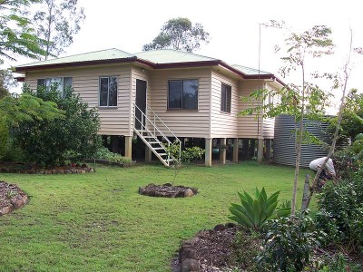 QUAINT COUNTRY RESIDENCE Picture