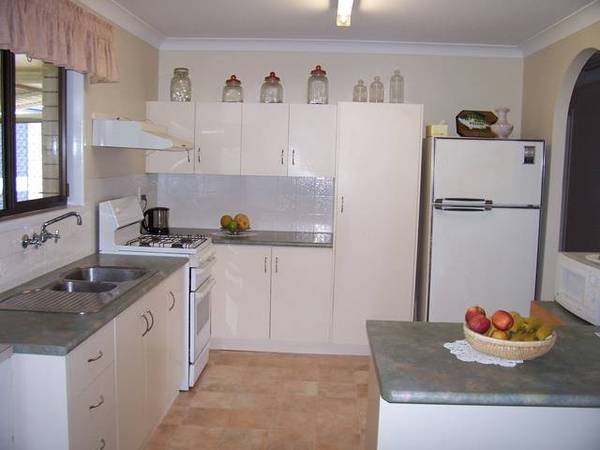 TRADITIONAL STYLE Picture