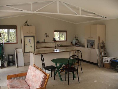 ONE TO SUIT ALL @ THE RIGHT PRICE Picture