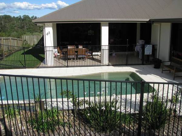 VISUAL STUNNER Picture