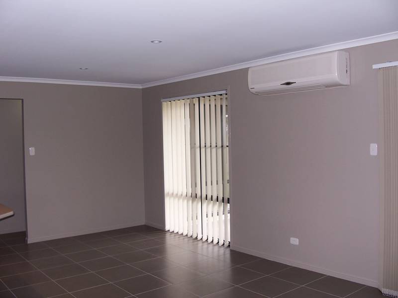 CONTEMPORARY EASY LIVING Picture 3