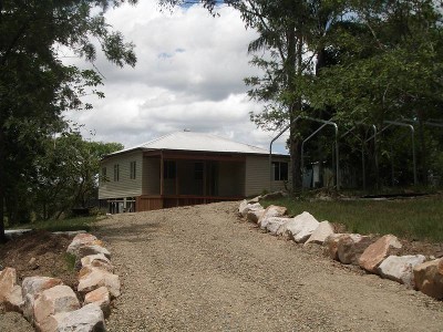 20 Fertile Acres - As New Home with Views Picture