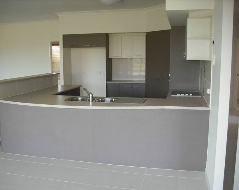 PRESTIGIOUS HOME WITH AMAZING VIEWS Picture 2