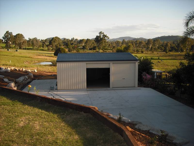 PRESTIGIOUS HOME WITH AMAZING VIEWS Picture 3