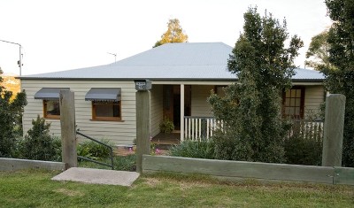 JUST LISTED Picture JUST LISTED Picture