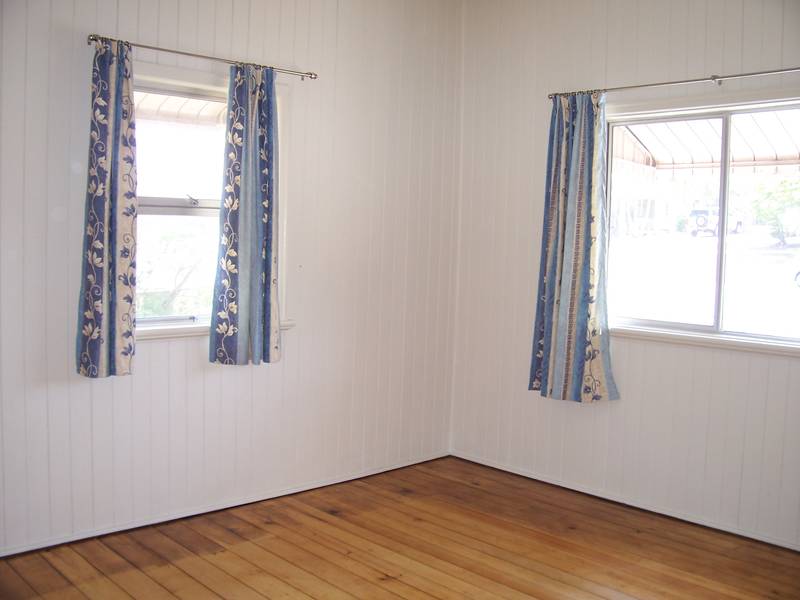 FULLY RENOVATED Picture 2