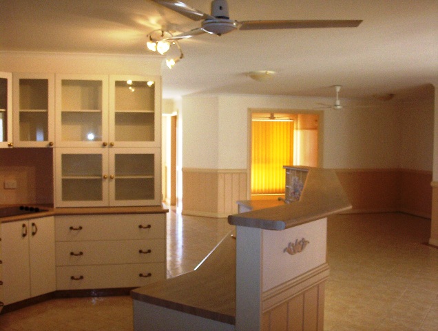 EXECUTIVE HOME +++ Picture 2